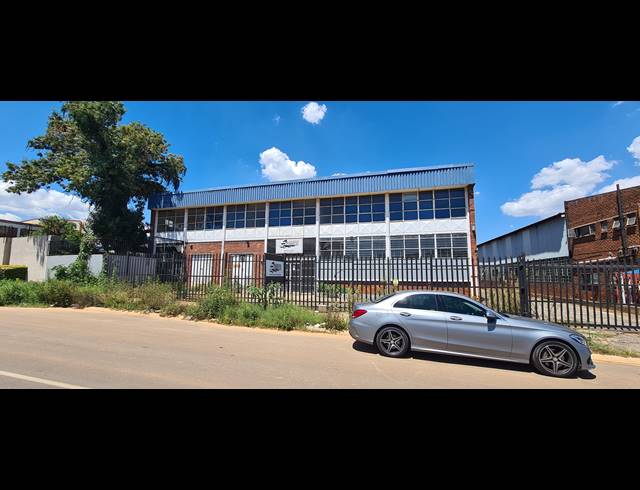 1,500M² FACTORY FOR SALE IN ISANDO